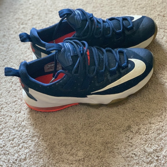 Nike Lebron - Picture 5 of 6